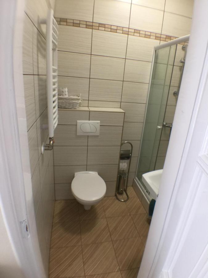 Patavár Panzió Étterem Gyongyospata Exterior foto